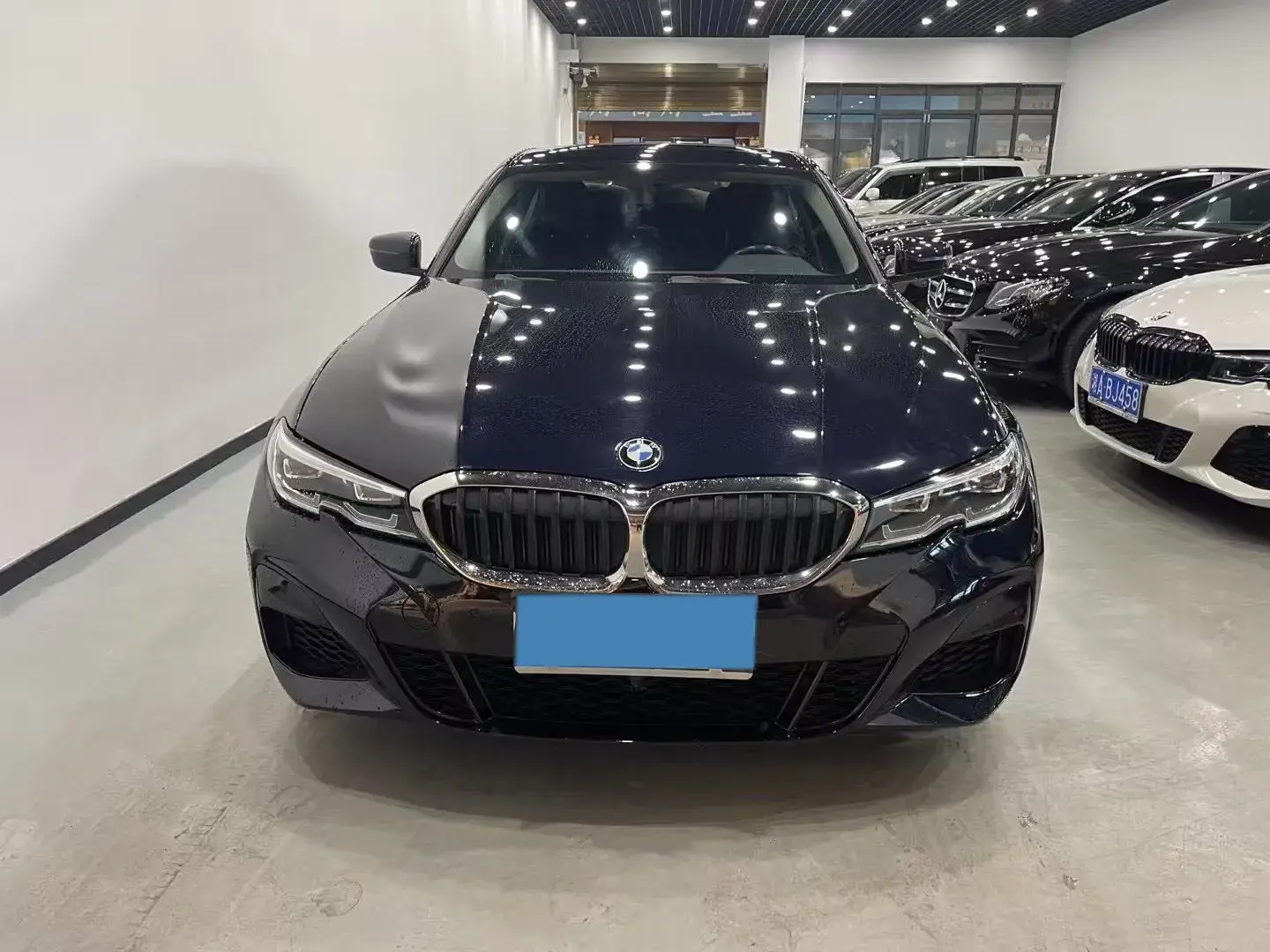 2020 BMW 3 thumbnail 2