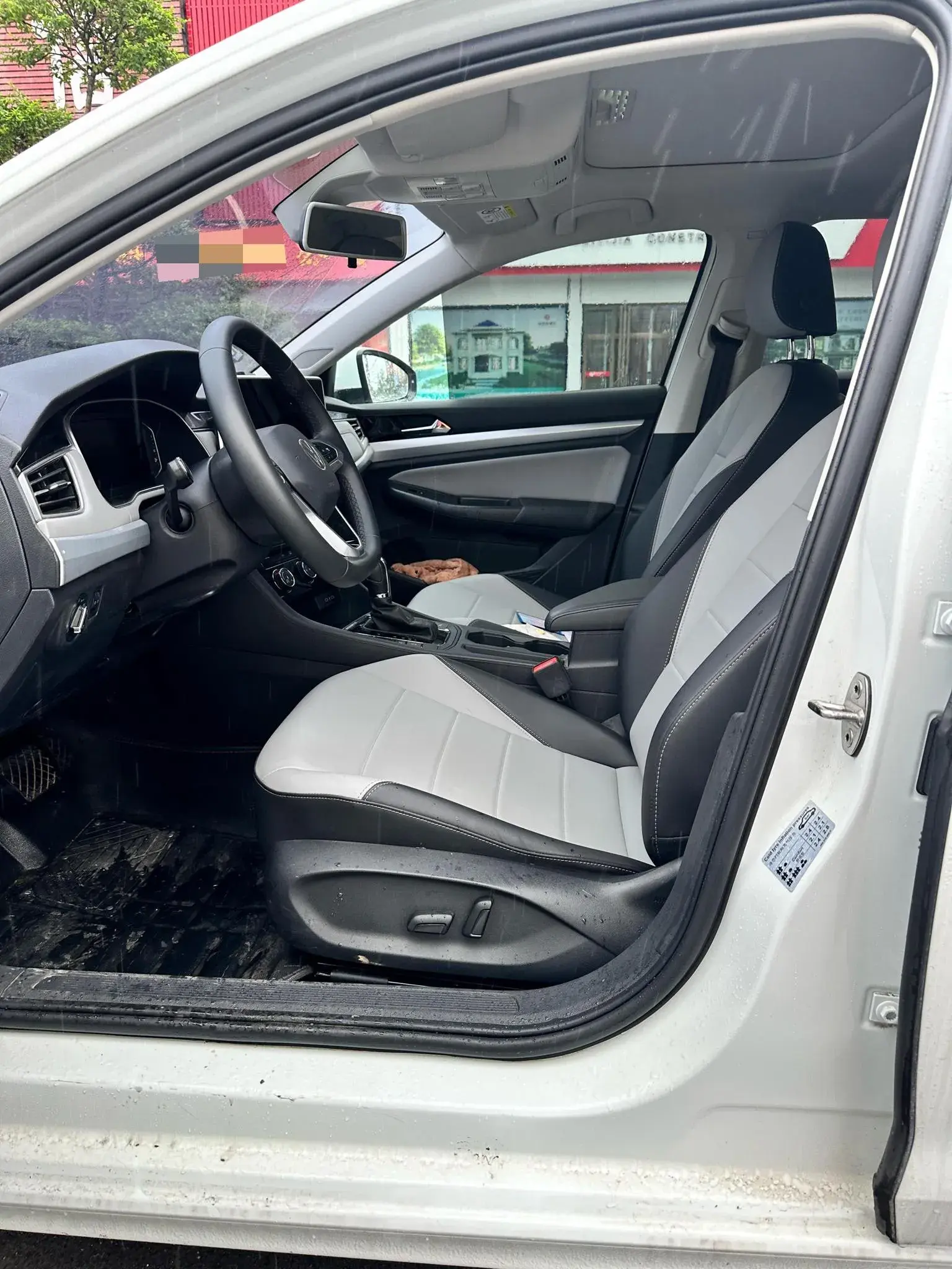 2023 VOLKSWAGEN BORA thumbnail 3