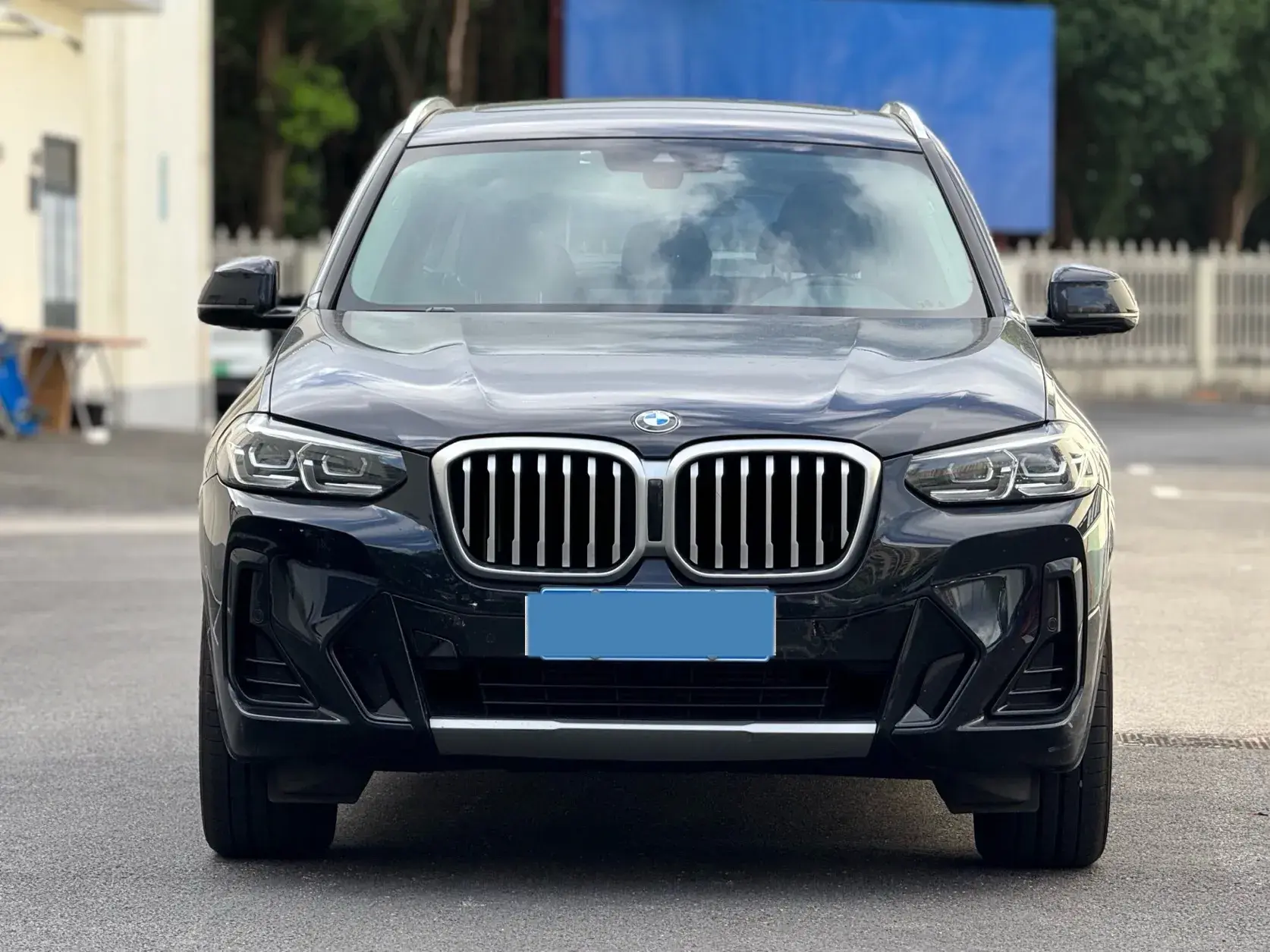 2022 BMW X3 thumbnail 2