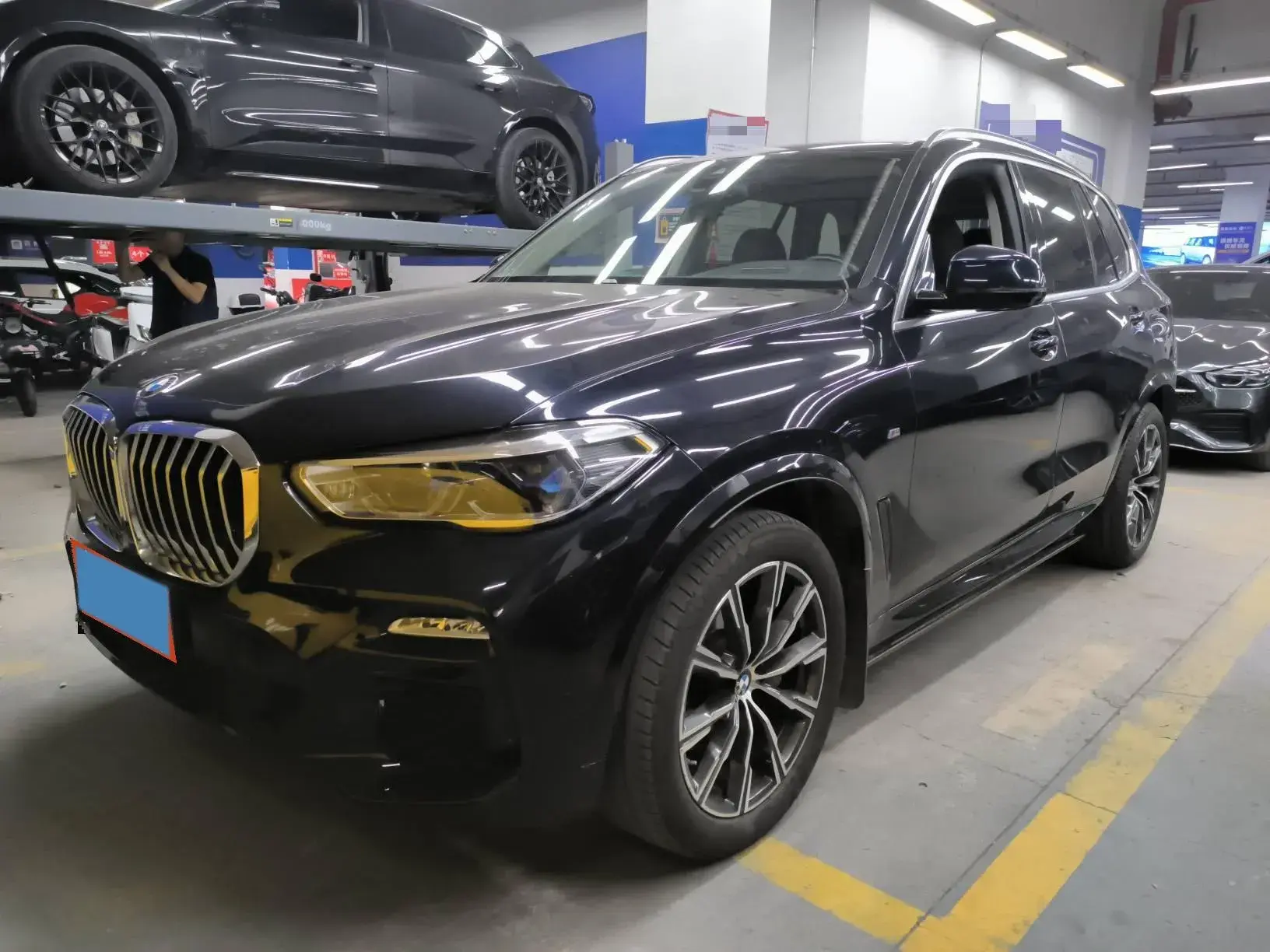 2021 BMW X5 view 1