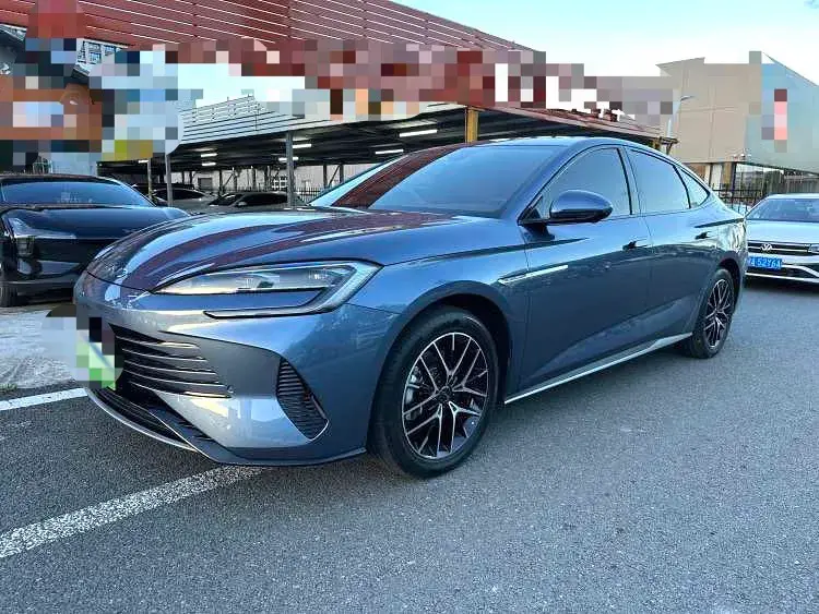 2023 BYD SEAL view 1