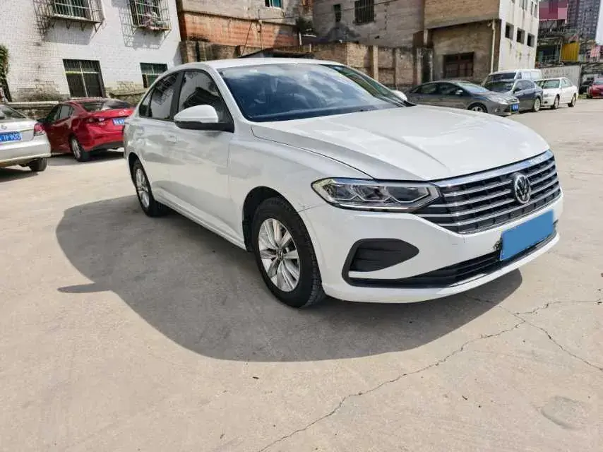 2023 VOLKSWAGEN LAVIDA thumbnail 3