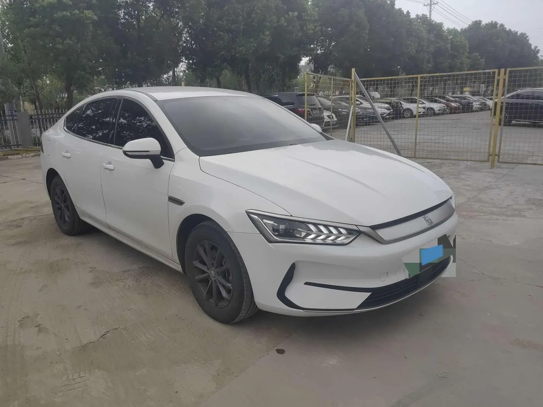 2021 BYD QIN thumbnail 2