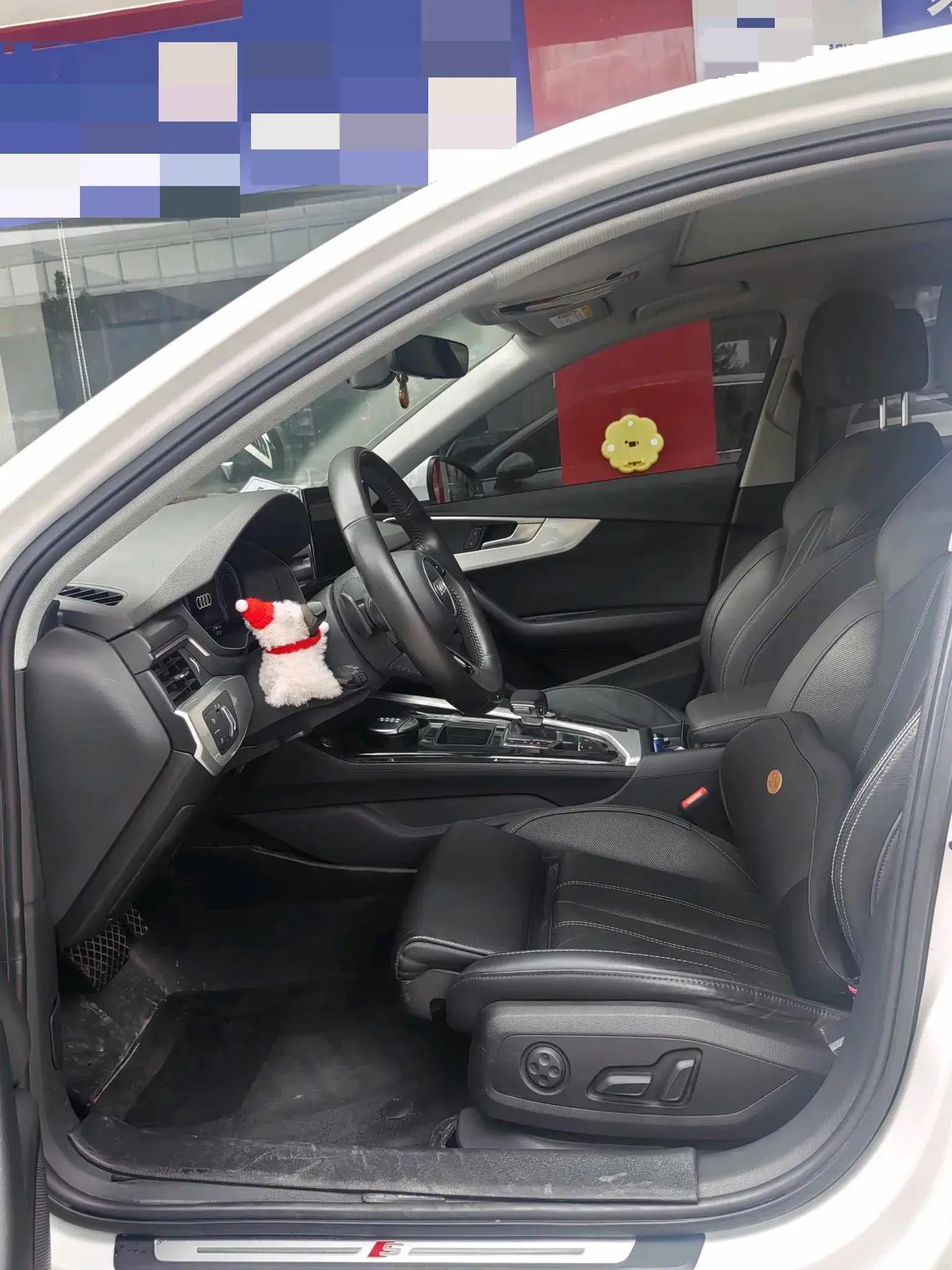 2020 AUDI A4L thumbnail 2