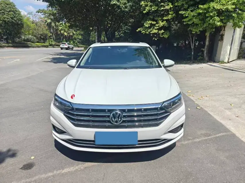 2021 VOLKSWAGEN SAGITAR thumbnail 2