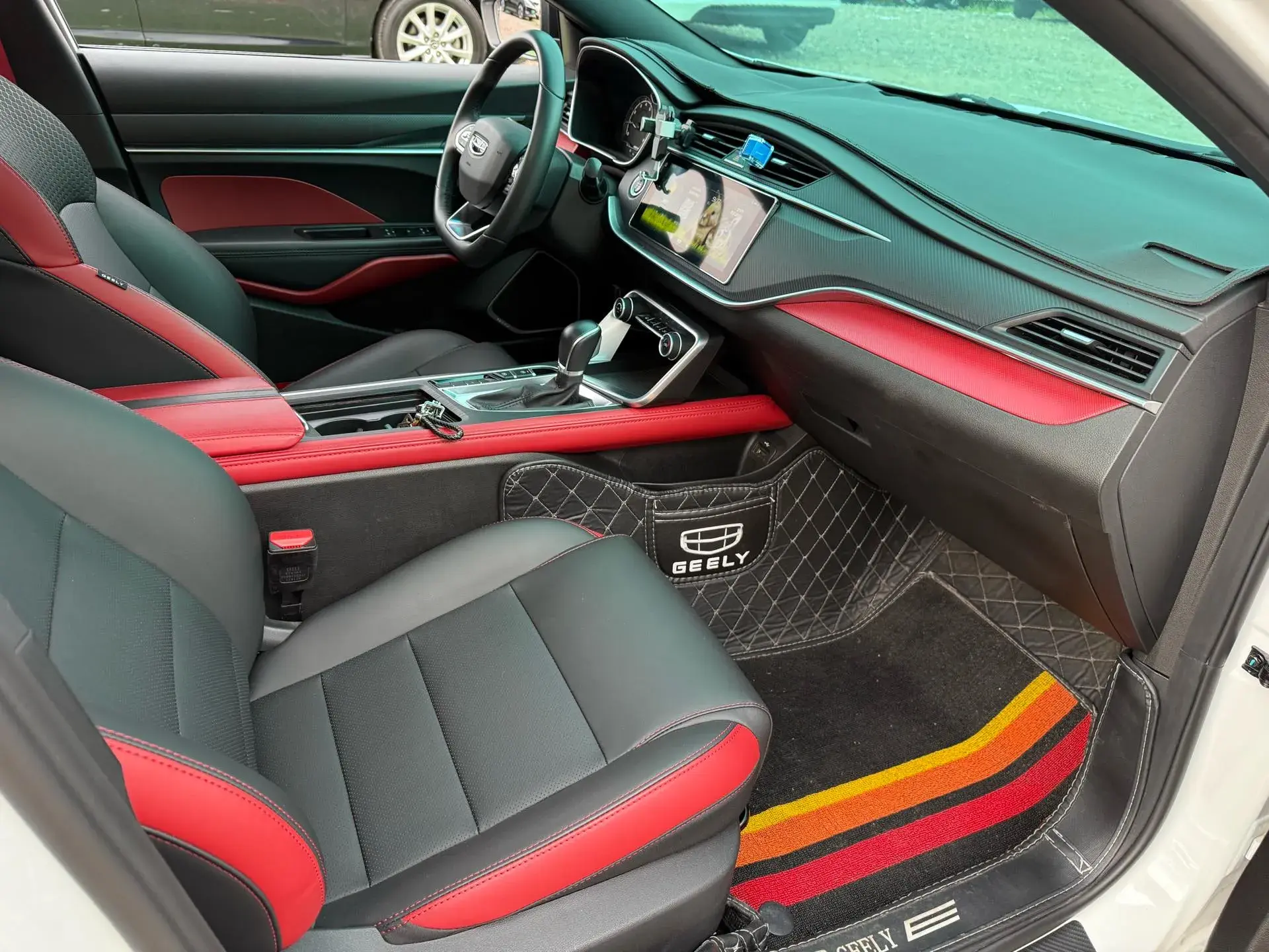 2021 GEELY BINRAY thumbnail 4