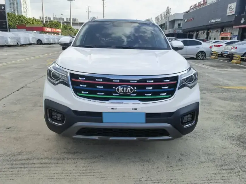 2019 KIA SPORTAGE thumbnail 2