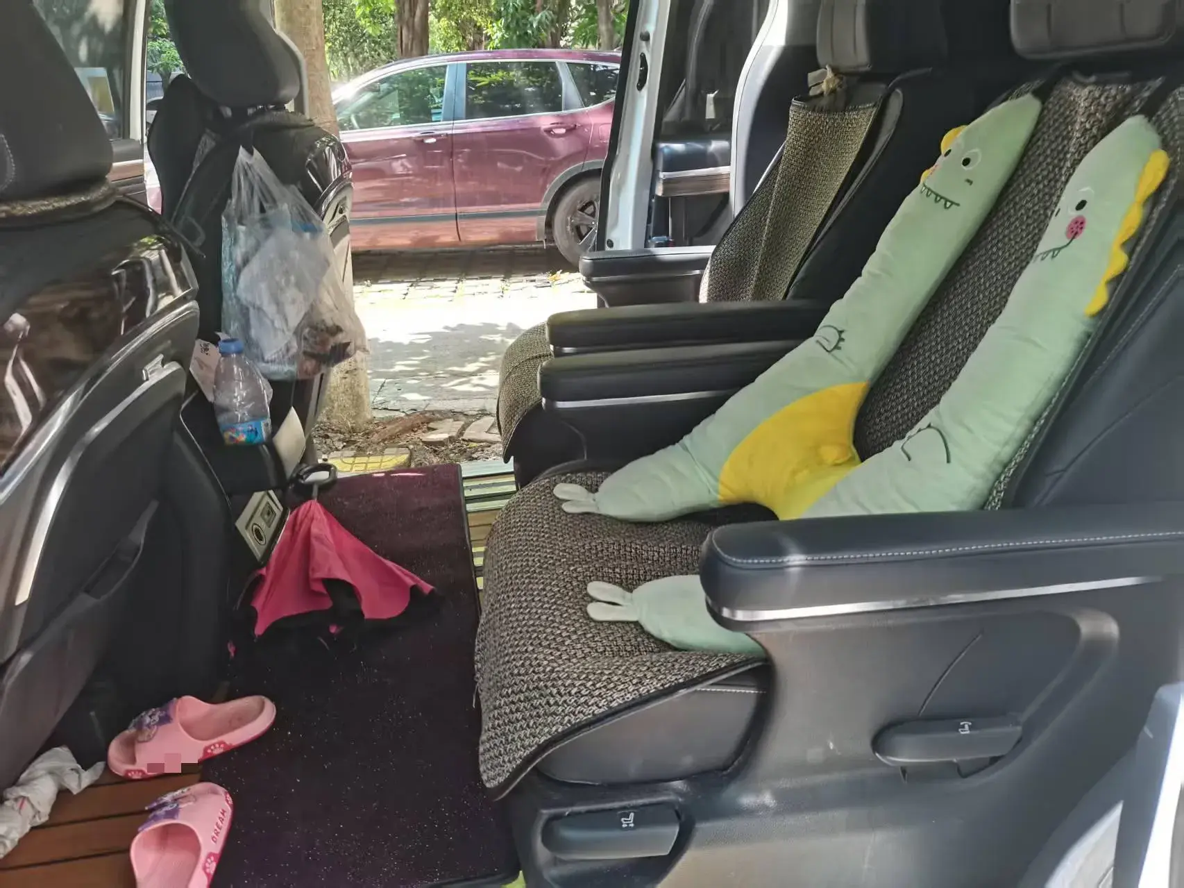 2021 GAC TRUMPCHI thumbnail 3