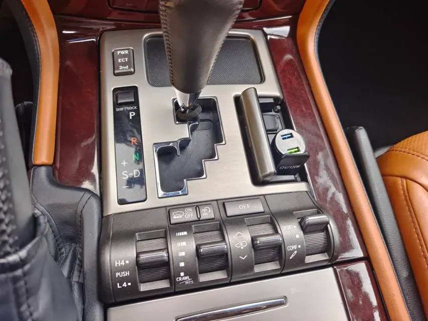 2013 Lexus LX 5.7L 367HP V8 6AT,autocango,china used car exporter,china ev exporter,chinese used car exporter,chinese used ev exporter