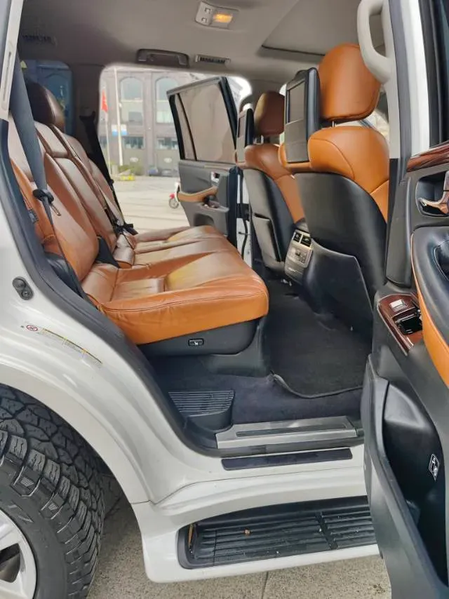 2013 Lexus LX 5.7L 367HP V8 6AT,autocango,china used car exporter,china ev exporter,chinese used car exporter,chinese used ev exporter