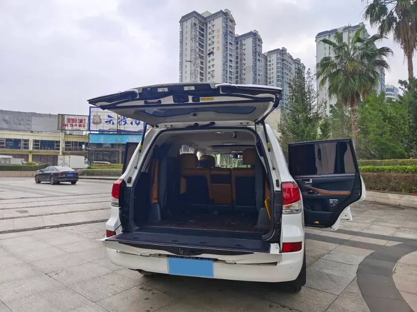 2013 Lexus LX 5.7L 367HP V8 6AT,autocango,china used car exporter,china ev exporter,chinese used car exporter,chinese used ev exporter