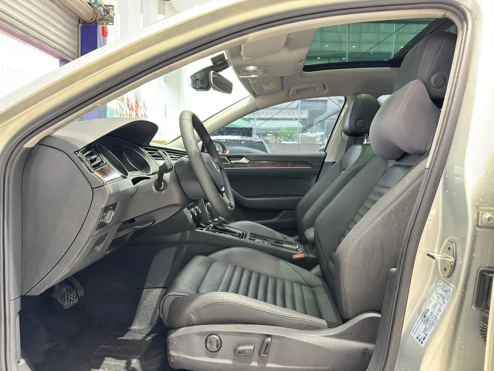 2019 VOLKSWAGEN MAGOTAN thumbnail 4