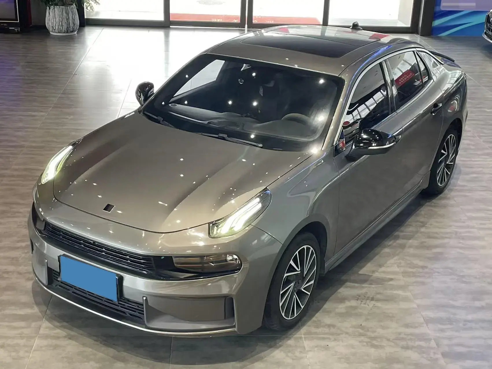 2021 LYNK&CO 03 thumbnail 2