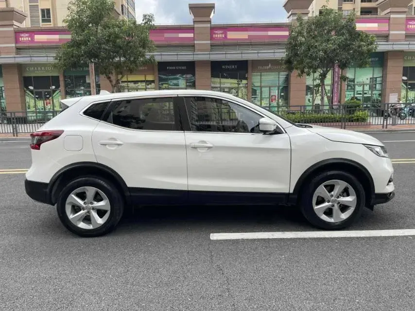 2021 NISSAN QASHQAI thumbnail 2