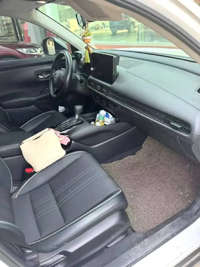 2023 Honda HR-V 1.5T 182HP L4 CVT,autocango,china used car exporter,china ev exporter,chinese used car exporter,chinese used ev exporter