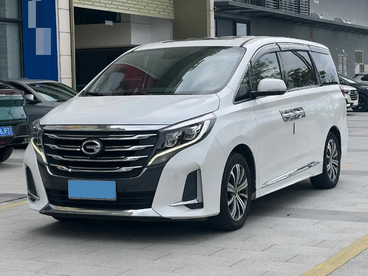 2021 GAC Trumpchi M8 2.0T 252HP L4 8AT