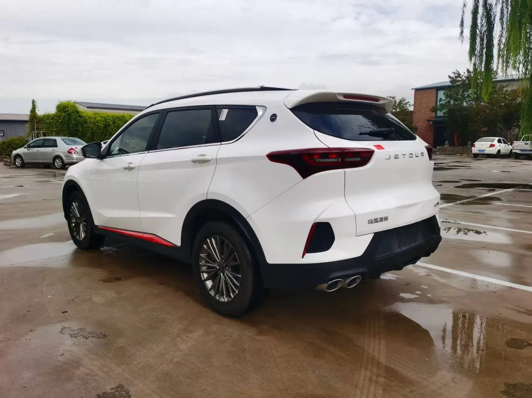 2023 JETOUR X70 thumbnail 4