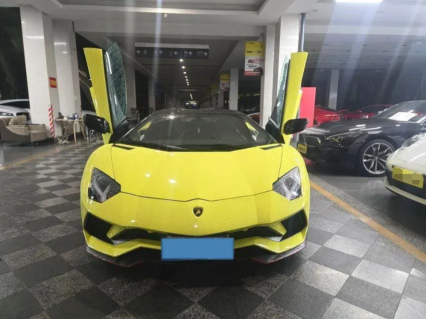 2017 BiSu M3 1.5L 114HP L4 5MT,autocango,china used car exporter,china ev exporter,chinese used car exporter,chinese used ev exporter