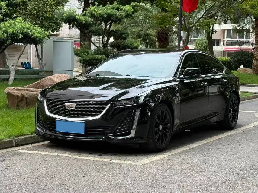 2021 Cadillac CT5 2.0T 237HP L4 10AT