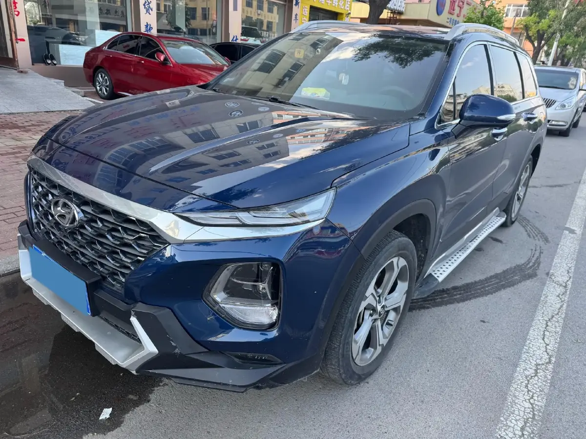 2019 Hyundai Santafe 2.0T 240HP L4 8AT