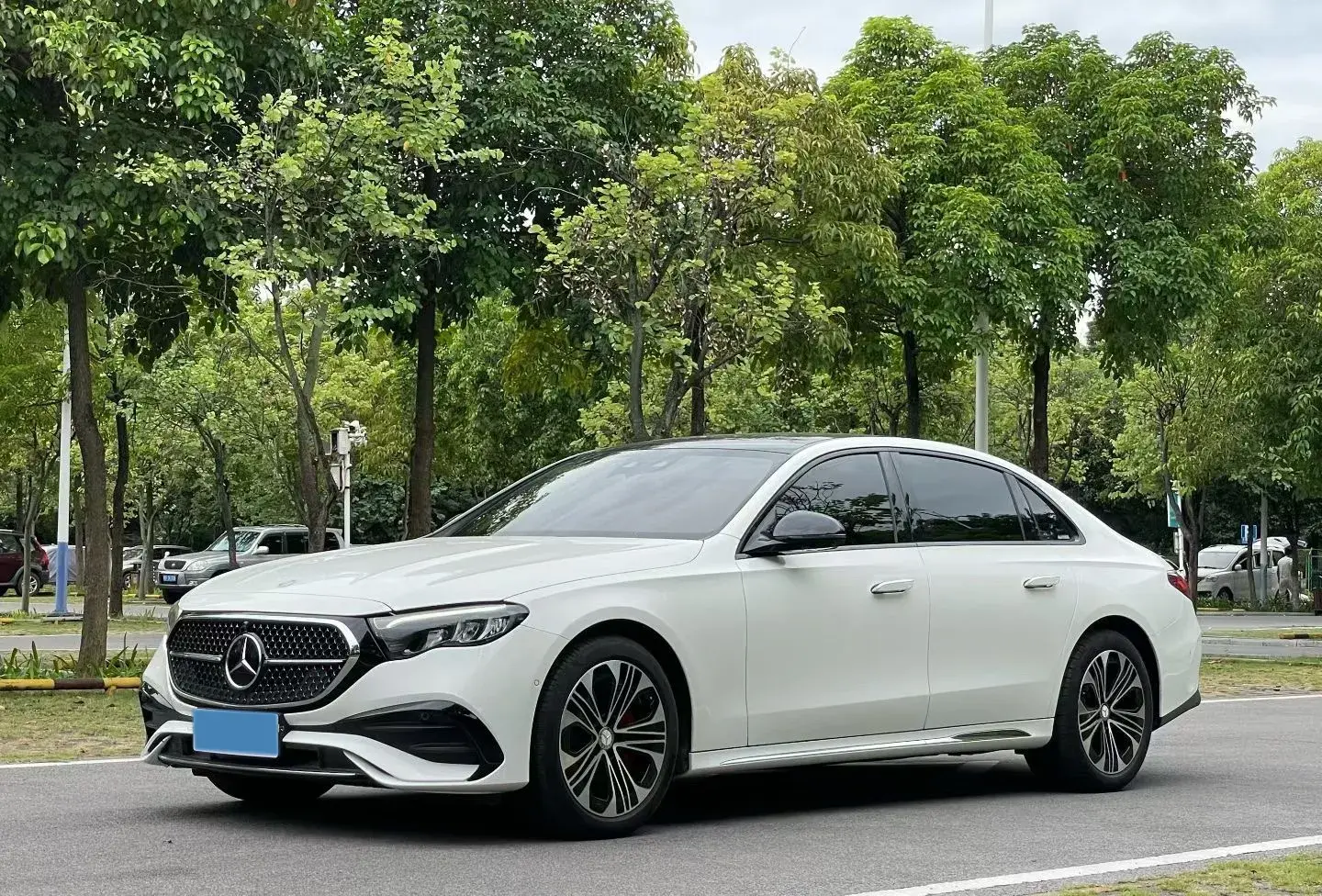 2024 MERCEDES-BENZ E view 1