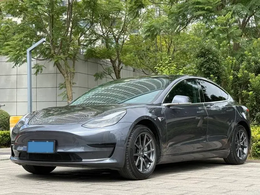 2019 Tesla Model 3 BEV 52KWH