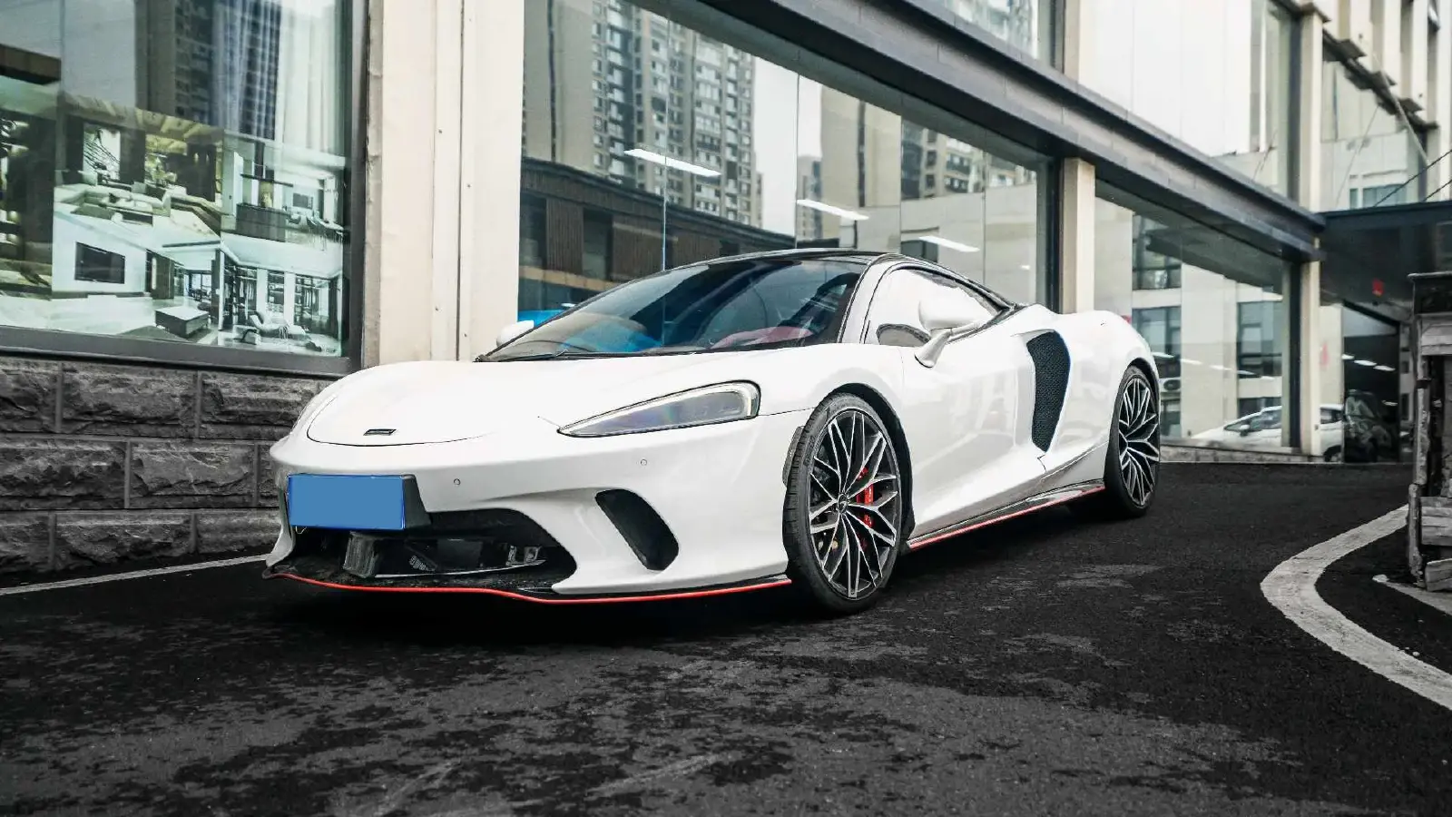 2019 McLaren GT 4.0T 620HP V8 7DCT