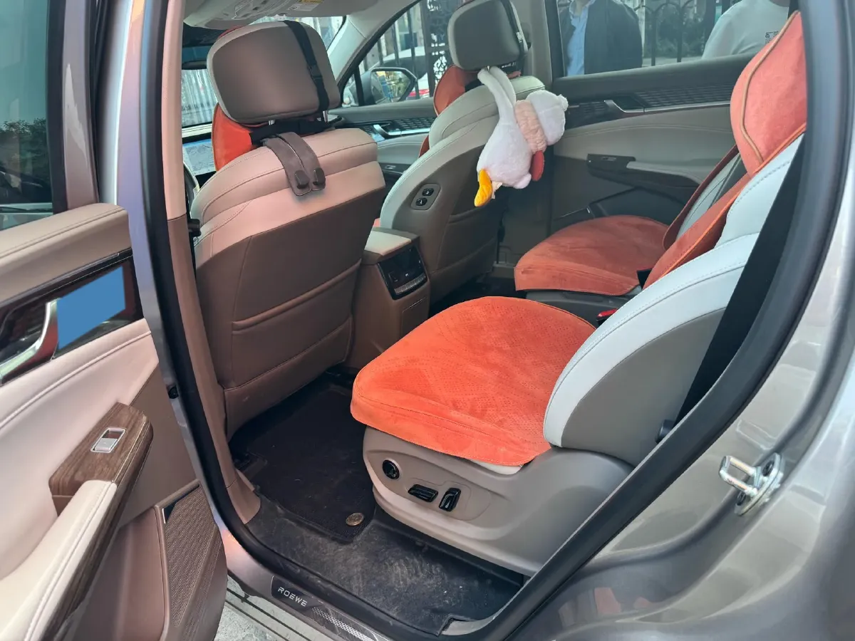 2023 Roewe RX9 2.0T 242HP L4 9AT,autocango,china used car exporter,china ev exporter,chinese used car exporter,chinese used ev exporter