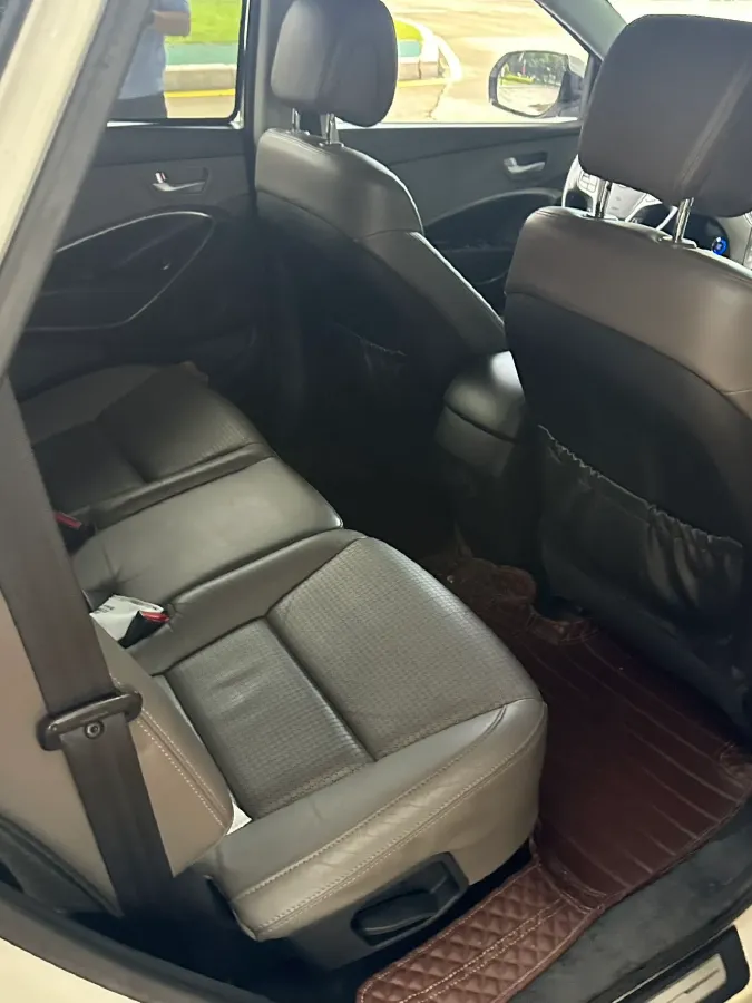 2013 Hyundai Grand SantaFe 3.0L 264HP V6 6AT,autocango,china used car exporter,china ev exporter,chinese used car exporter,chinese used ev exporter