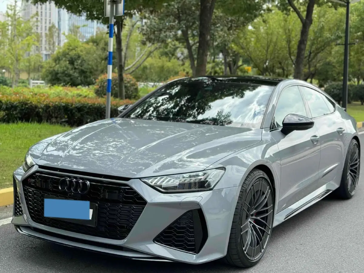 2021 Audi RS 7 4.0T 600HP V8 8AT