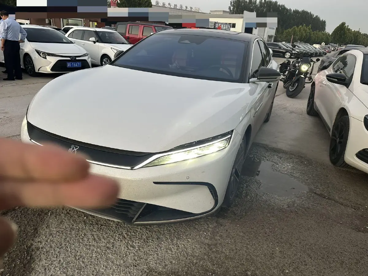 2023 BYD Han BEV 72KWH