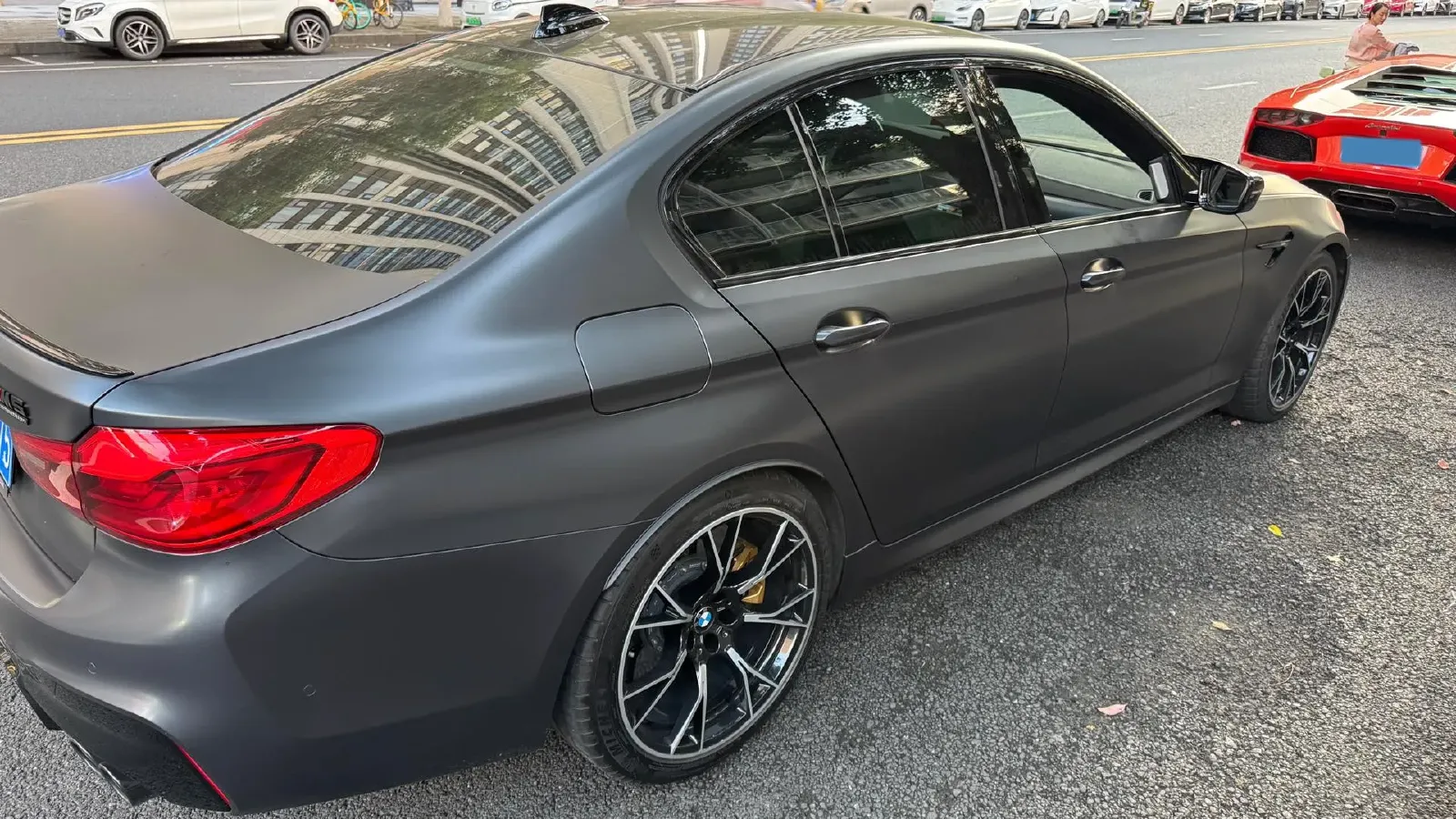 2018 BMW M5 4.4T 600HP V8 8AT,autocango,china used car exporter,china ev exporter,chinese used car exporter,chinese used ev exporter