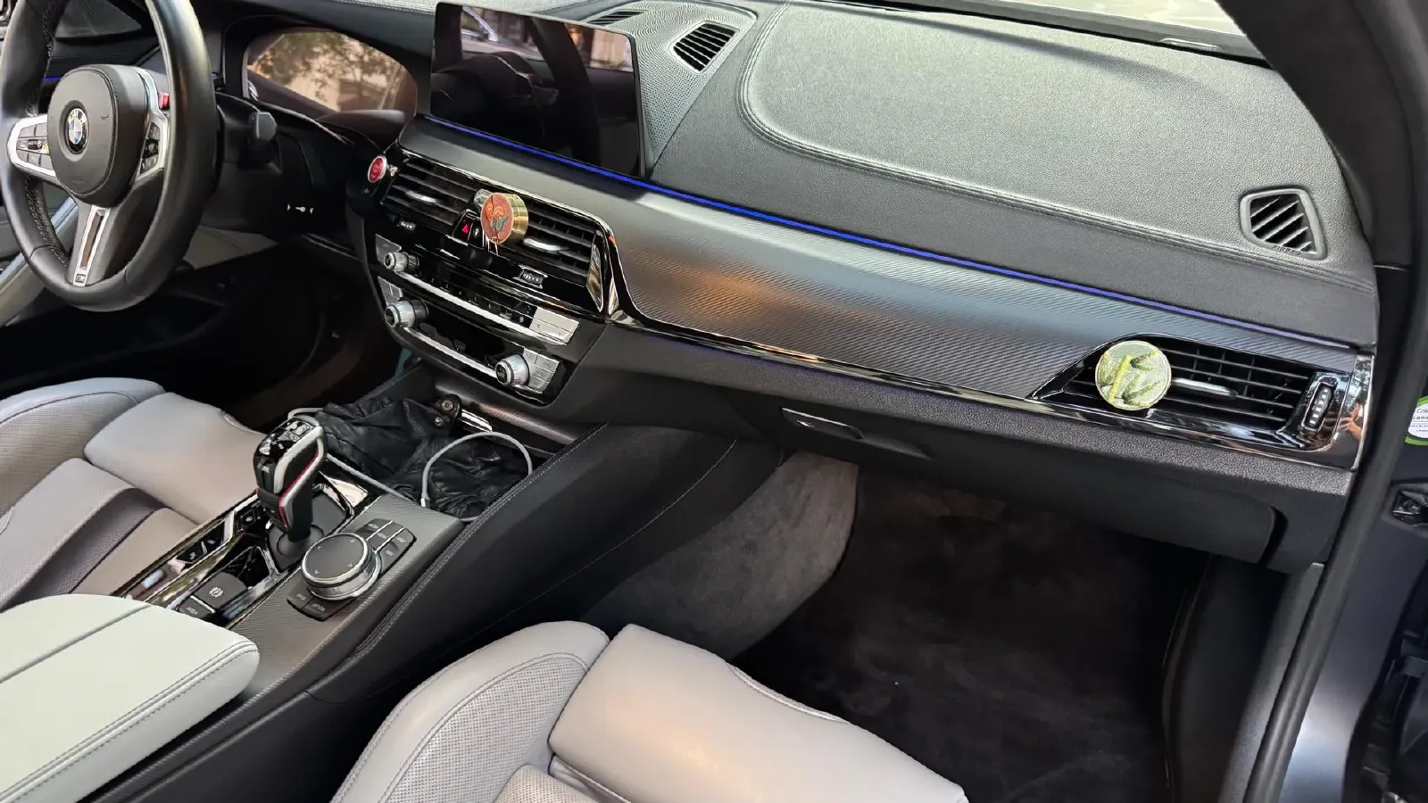 2018 BMW M5 4.4T 600HP V8 8AT,autocango,china used car exporter,china ev exporter,chinese used car exporter,chinese used ev exporter