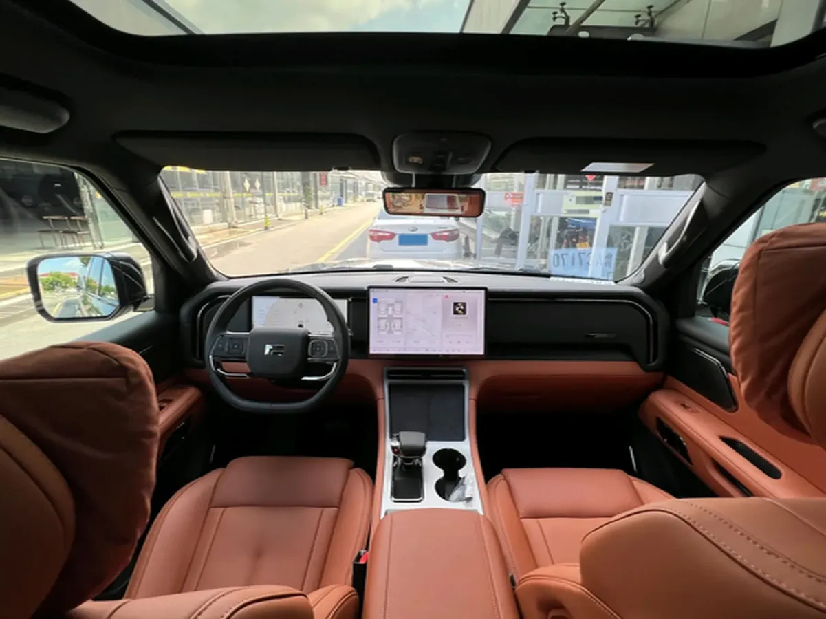 2024 ROX 01 1.5T 152HP L4 REEV 58.4KWH,autocango,china used car exporter,china ev exporter,chinese used car exporter,chinese used ev exporter