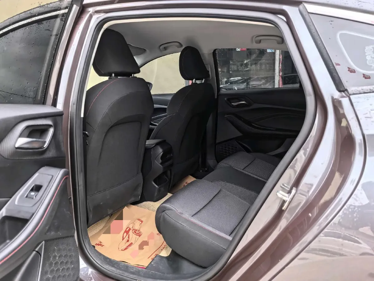 2023 MG 5 1.5L 129HP L4 5MT,autocango,china used car exporter,china ev exporter,chinese used car exporter,chinese used ev exporter