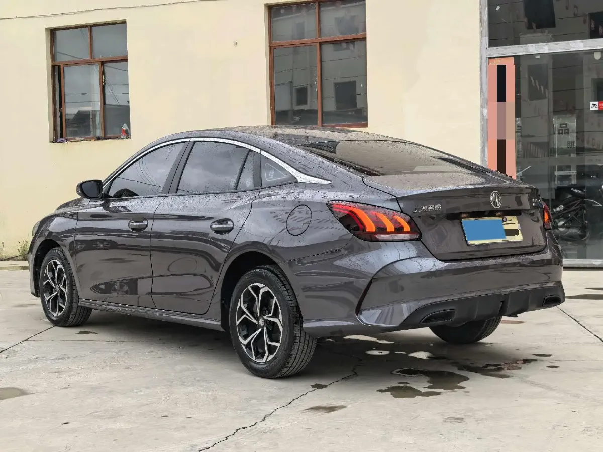 2023 MG 5 1.5L 129HP L4 5MT,autocango,china used car exporter,china ev exporter,chinese used car exporter,chinese used ev exporter