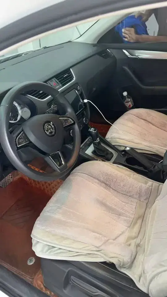 2019 SKODA OCTAVIA thumbnail 3