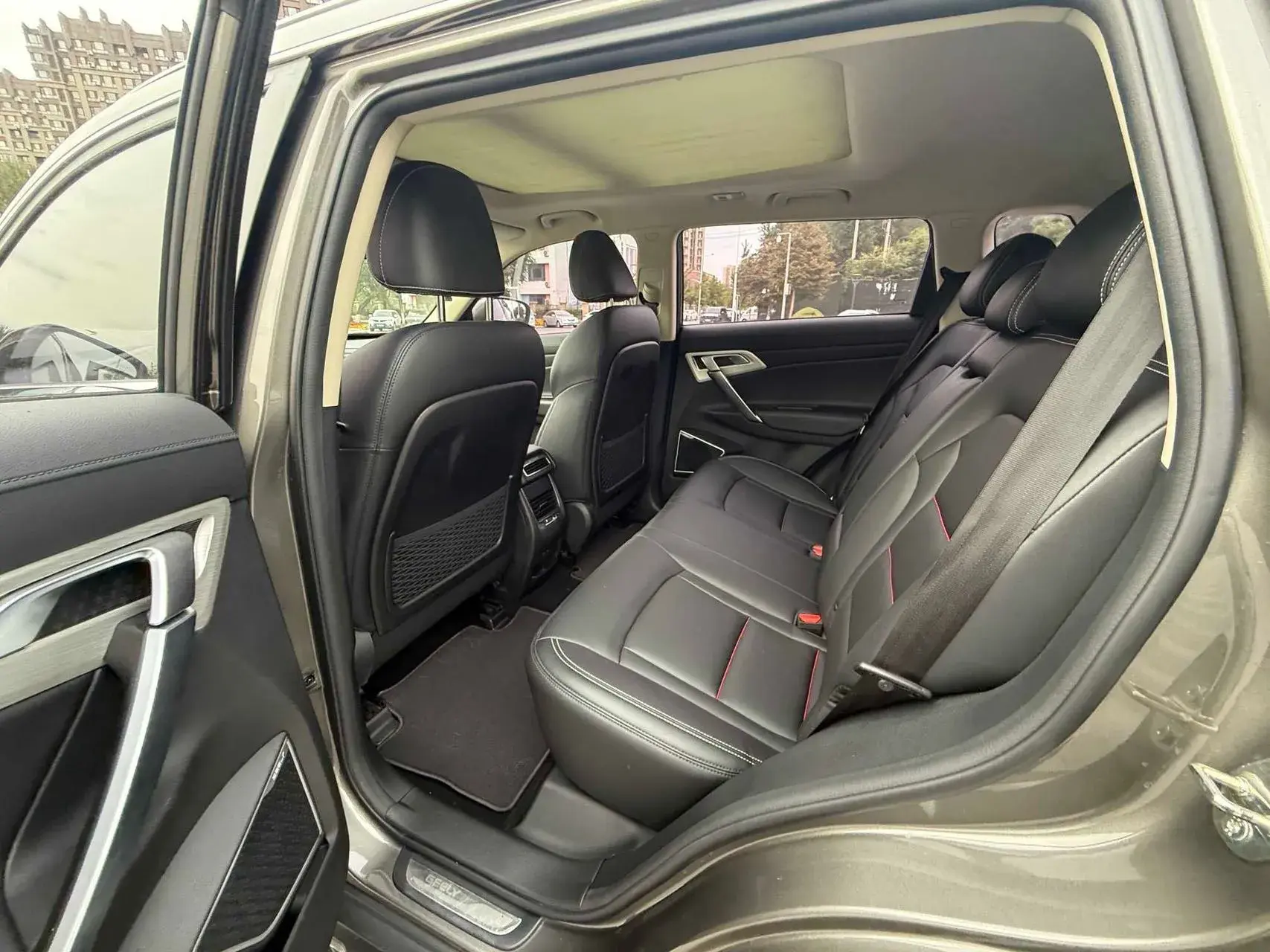 2020 GEELY AZKARRA thumbnail 4