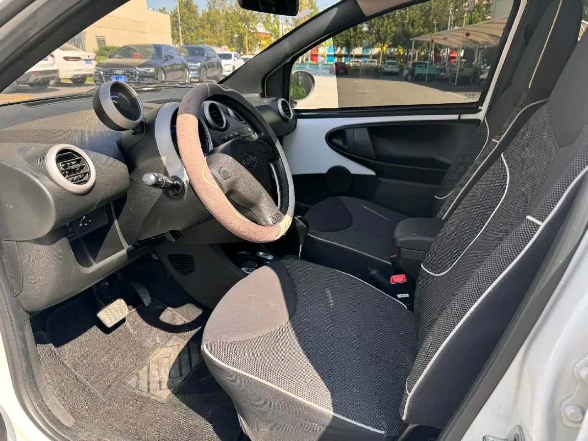 2015 BYD F0 1.0L 68HP L3 5MT,autocango,china used car exporter,china ev exporter,chinese used car exporter,chinese used ev exporter