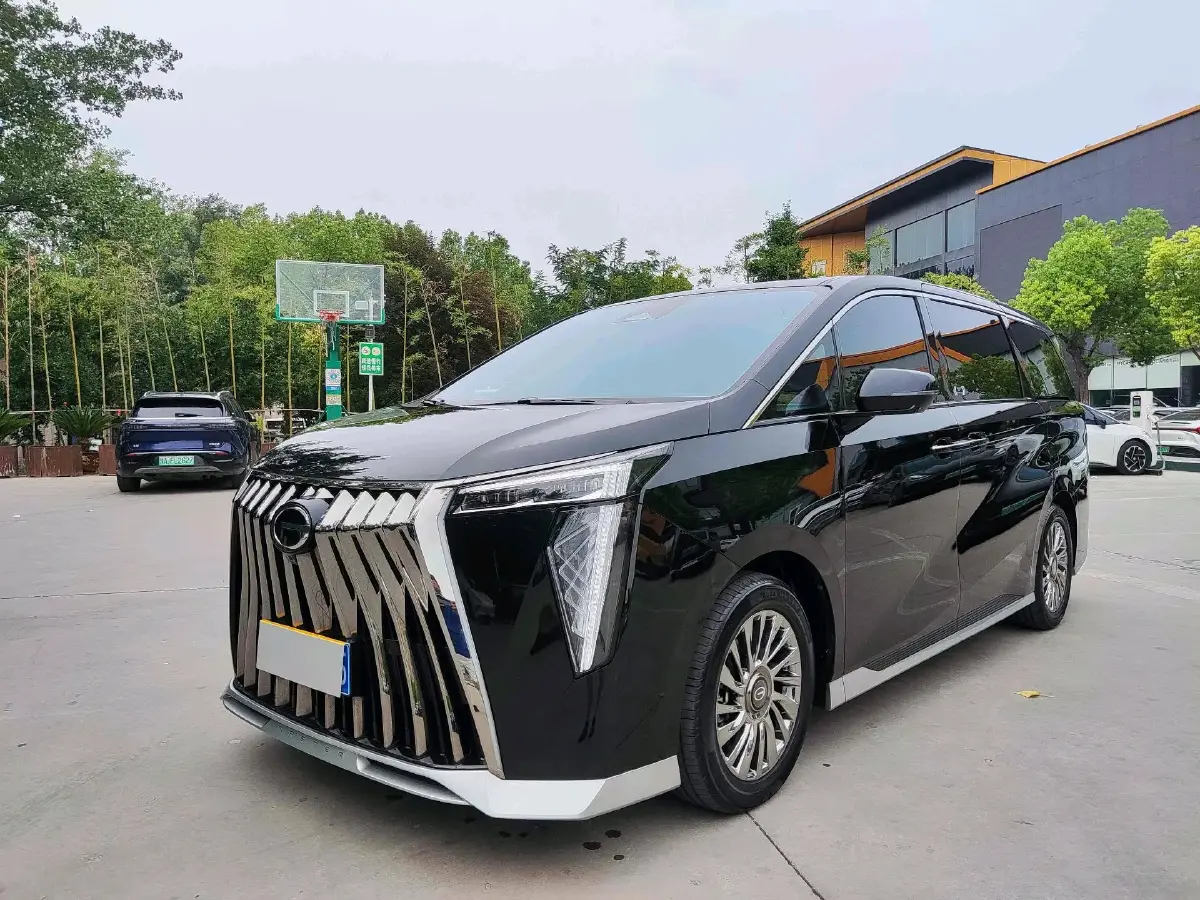 2023 GAC Trumpchi M8 2.0T 252HP L4 8AT