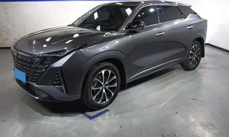 2024 ChangAn UNI-Z 1.5L 98HP L4 E-CVT PHEV 18.4KWH