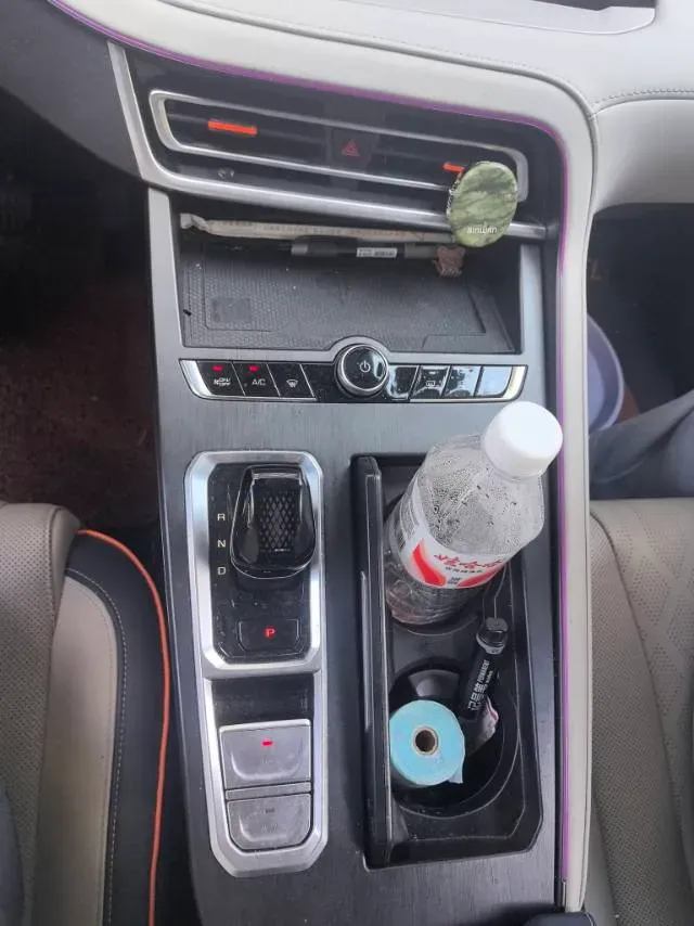 2021 WEY Macchiato 1.5L 97HP L4 2DHT PHEV 19.94KWH,autocango,china used car exporter,china ev exporter,chinese used car exporter,chinese used ev exporter