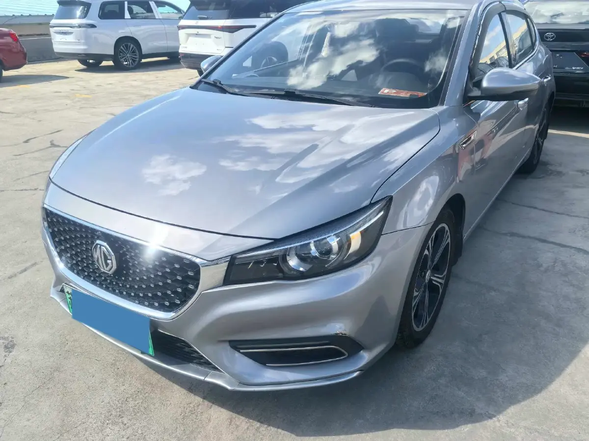 2018 MG 6 1.0T 125HP L3 2AT PHEV 9.1KWH