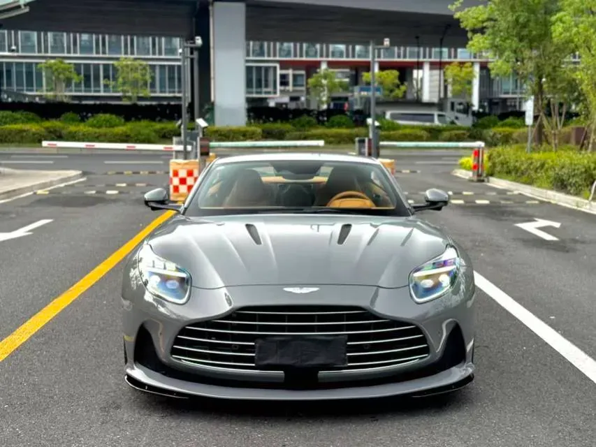 2025 Aston Martin DB12 4.0T 680HP V8 8AT,autocango,china used car exporter,china ev exporter,chinese used car exporter,chinese used ev exporter