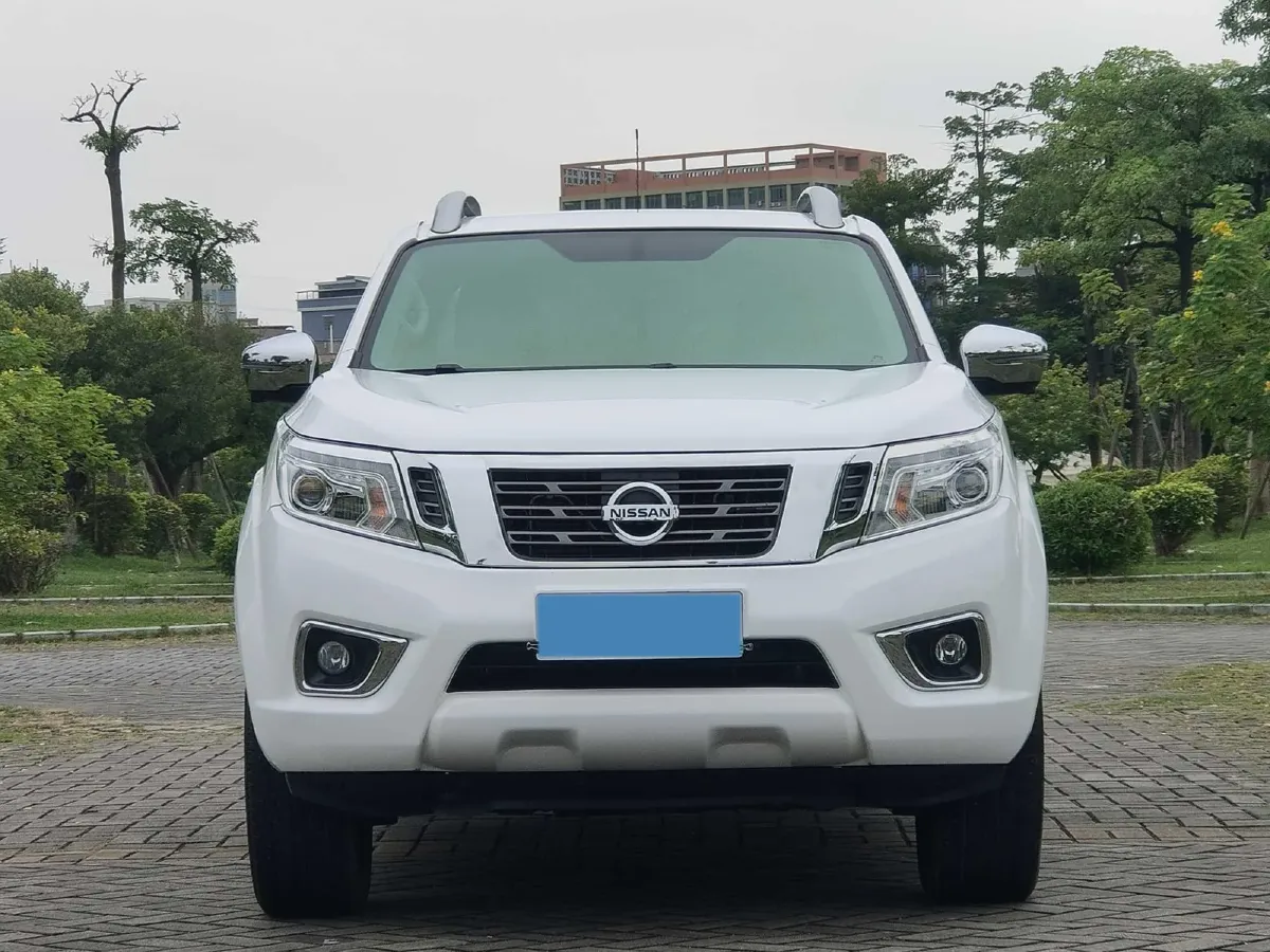 2021 Nissan Navara 2.5L 190HP L4 7AT,autocango,china used car exporter,china ev exporter,chinese used car exporter,chinese used ev exporter