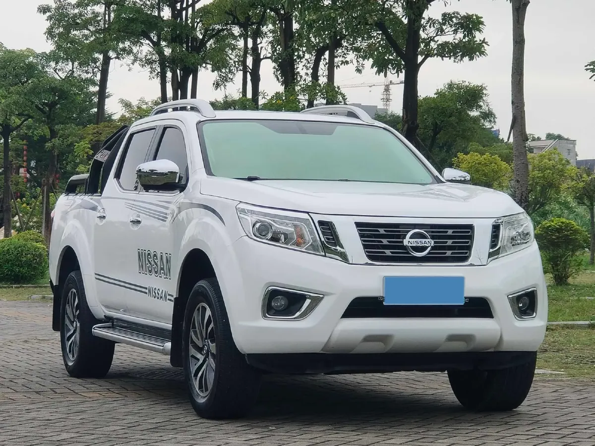 2021 Nissan Navara 2.5L 190HP L4 7AT,autocango,china used car exporter,china ev exporter,chinese used car exporter,chinese used ev exporter