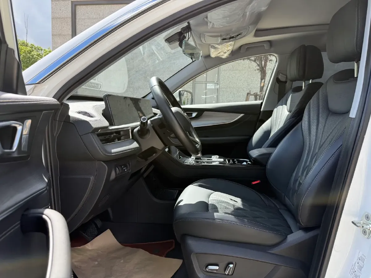 2022 Chery Tiggo 8 Plus e+ 1.5T 156HP L4 3DHT PHEV 19.27KWH,autocango,china used car exporter,china ev exporter,chinese used car exporter,chinese used ev exporter