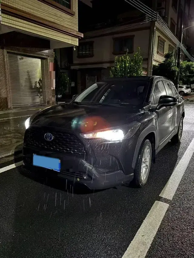 2024 Toyota Corolla Cross 2.0L 152HP L4 E-CVT Hybrid