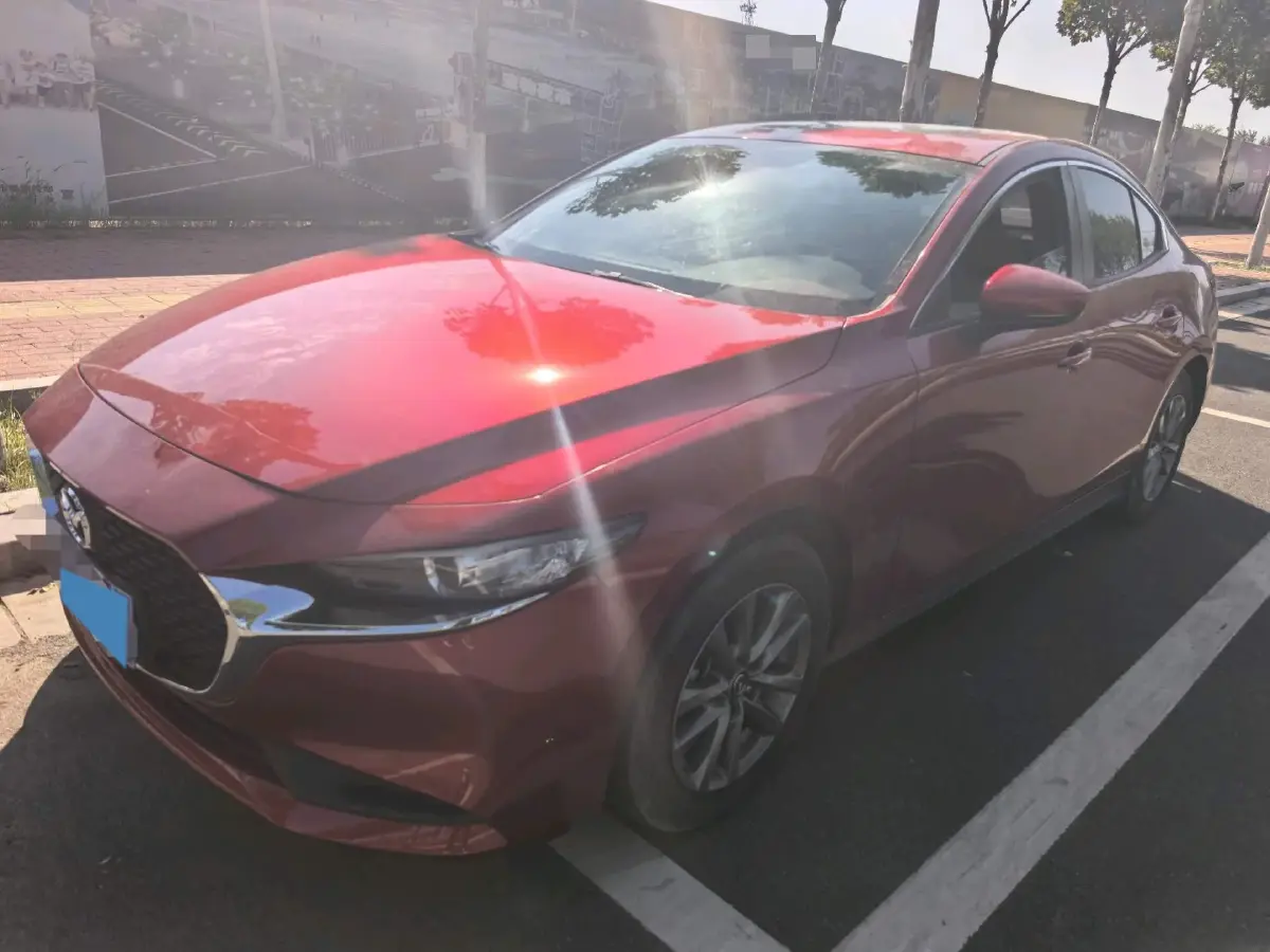 2021 Mazda 3 Axela 1.5L 117HP L4 6AT