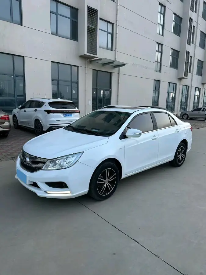 2016 BYD SuRui 1.5L 109HP L4 5MT
